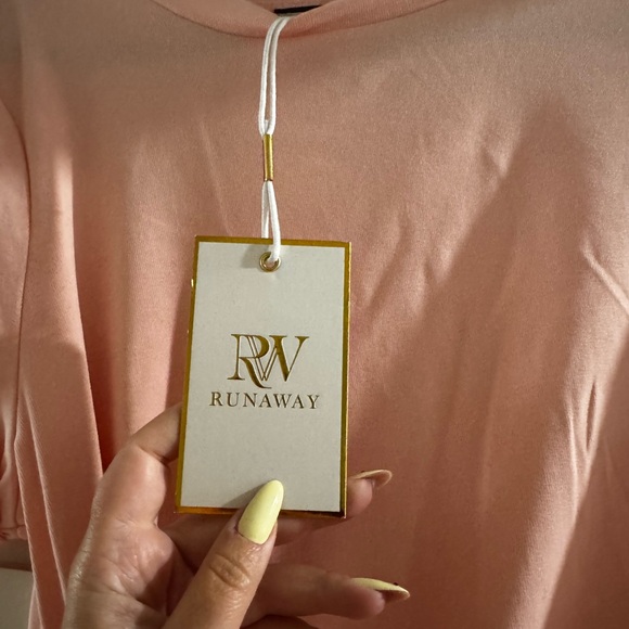 Runaway The Label Peach Dress - Picture 3 of 4